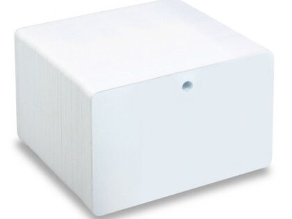 Blank white plastic cards with 5mm hole punch in landscape format – PVC1-LH – Pack of 100